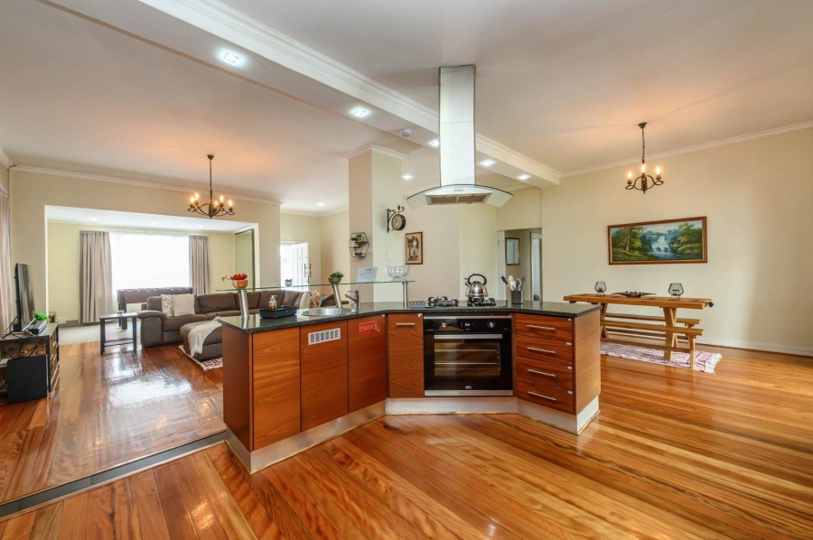 5 Bedroom Property for Sale in Mill Park Eastern Cape